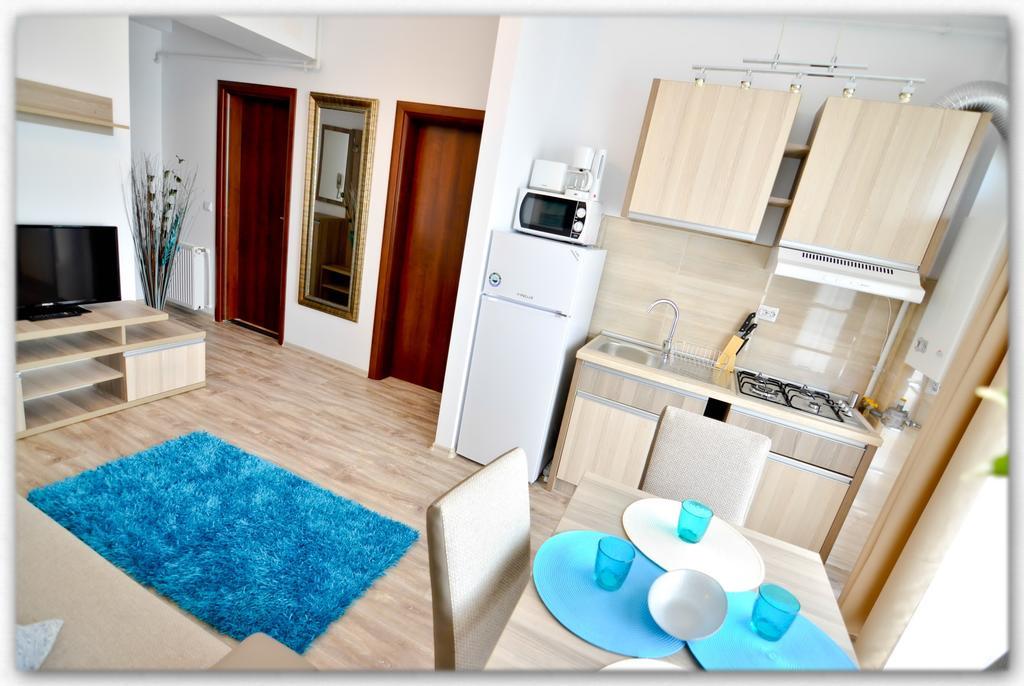 Summerland Luxury By The Sea Apartment *